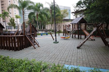 Apartamento para alugar com 326m², 6 quartos e 4 vagasÁrea comum