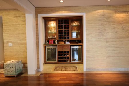 Apartamento para alugar com 326m², 6 quartos e 4 vagasSala