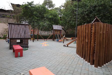 Apartamento para alugar com 326m², 6 quartos e 4 vagasÁrea comum