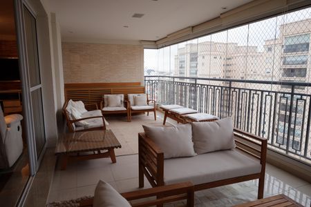 Apartamento para alugar com 326m², 6 quartos e 4 vagasÁrea Gourmet