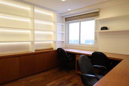 Apartamento para alugar com 326m², 6 quartos e 4 vagasSala