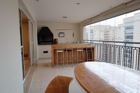 Apartamento para alugar com 326m², 6 quartos e 4 vagasÁrea Gourmet