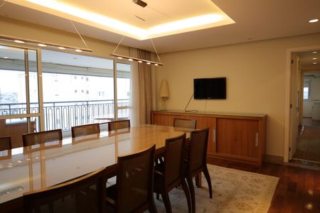 Apartamento para alugar com 326m², 6 quartos e 4 vagasSala