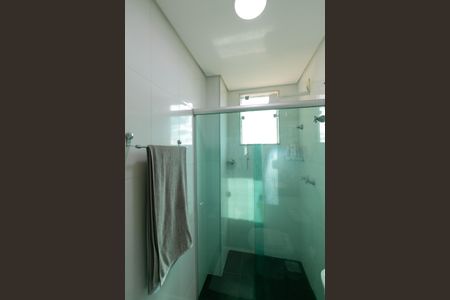 Apartamento à venda com 179m², 3 quartos e 3 vagas Apartamento à venda com 179m², 3 quartos e 3 vagasBanheiro Social