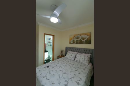 Apartamento à venda com 179m², 3 quartos e 3 vagas Apartamento à venda com 179m², 3 quartos e 3 vagasSuíte