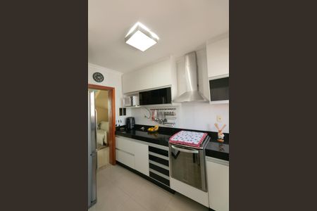 Apartamento à venda com 179m², 3 quartos e 3 vagas Apartamento à venda com 179m², 3 quartos e 3 vagasCozinha