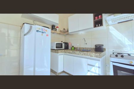 Casa de condomínio à venda com 100m², 2 quartos e 4 vagas Casa de condomínio à venda com 100m², 2 quartos e 4 vagasCozinha