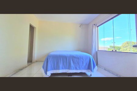 Casa de condomínio à venda com 100m², 2 quartos e 4 vagas Casa de condomínio à venda com 100m², 2 quartos e 4 vagasQuarto 2