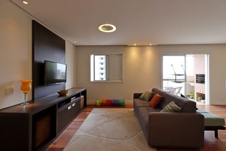 Apartamento à venda com 130m², 3 quartos e 3 vagasSala de TV