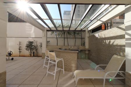 Apartamento à venda com 130m², 3 quartos e 3 vagasÁrea Comum - Piscina