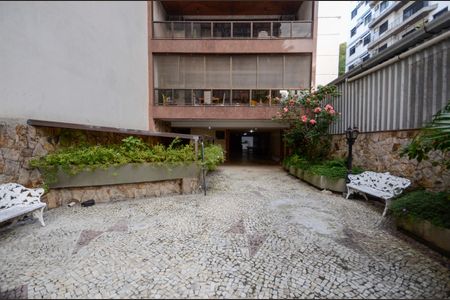Apartamento à venda com 340m², 4 quartos e 3 vagas Apartamento à venda com 340m², 4 quartos e 3 vagasÁrea comum