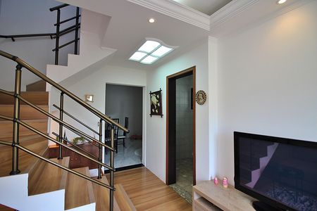 Casa à venda com 454m², 4 quartos e 4 vagasSala 