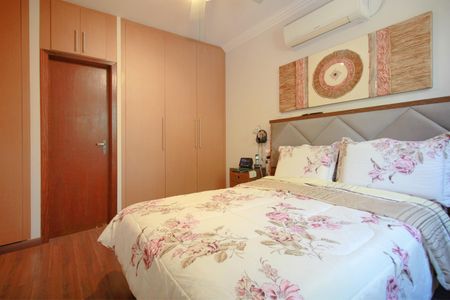 Apartamento à venda com 105m², 3 quartos e 2 vagasSuíte