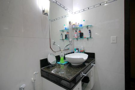 Apartamento à venda com 105m², 3 quartos e 2 vagasBanheiro