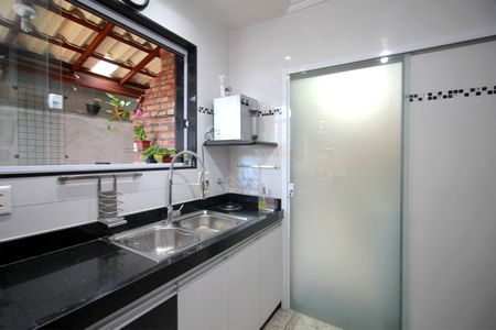 Apartamento à venda com 105m², 3 quartos e 2 vagasCozinha