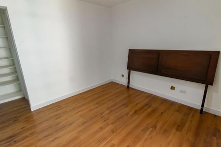 Apartamento à venda com 117m², 3 quartos e 1 vaga Apartamento à venda com 117m², 3 quartos e 1 vagaSuíte