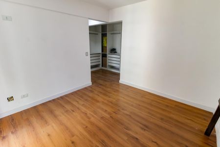 Apartamento à venda com 117m², 3 quartos e 1 vaga Apartamento à venda com 117m², 3 quartos e 1 vagaSuíte