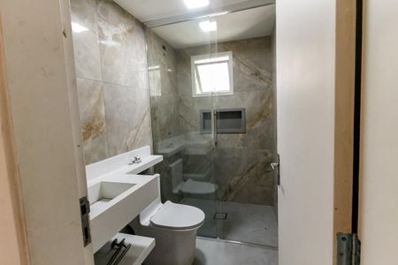 Apartamento à venda com 117m², 3 quartos e 1 vaga Apartamento à venda com 117m², 3 quartos e 1 vagaBanheiro Corredor