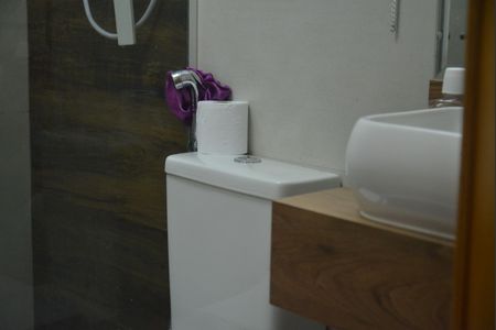 Apartamento à venda com 82m², 2 quartos e 2 vagasBanheiro Social