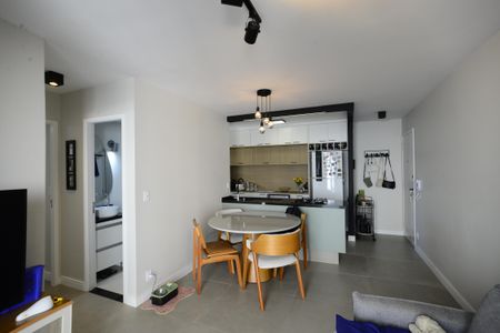 Sala de apartamento à venda com 2 quartos, 60m² em Chácara Klabin, São Paulo
