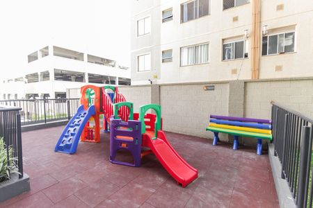Apartamento para alugar com 43m², 2 quartos e 1 vaga Apartamento para alugar com 43m², 2 quartos e 1 vagaÁrea comum - Playground