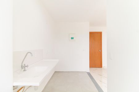 Apartamento para alugar com 43m², 2 quartos e 1 vaga Apartamento para alugar com 43m², 2 quartos e 1 vagaCozinha e Área de Serviço
