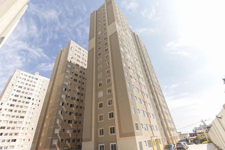 Apartamento para alugar com 43m², 2 quartos e 1 vaga Apartamento para alugar com 43m², 2 quartos e 1 vagaFachada