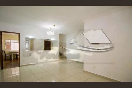 Casa à venda com 5 quartos, 200m² em Vila Gumercindo, São Paulo