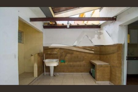 Casa à venda com 200m², 5 quartos e 2 vagas