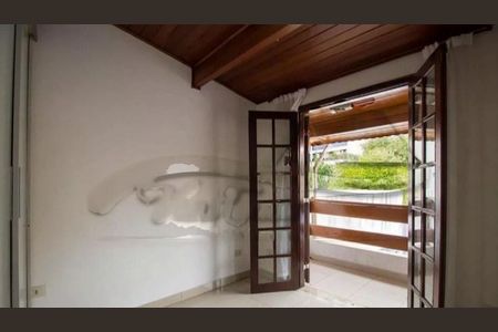 Casa à venda com 5 quartos, 200m² em Vila Gumercindo, São Paulo