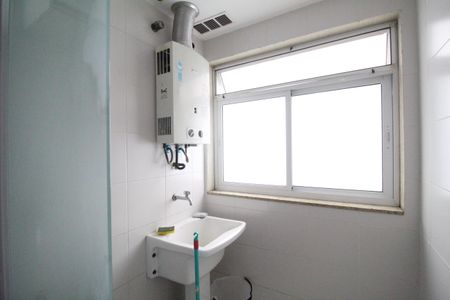 Apartamento para alugar com 78m², 2 quartos e 1 vagaÁrea de Serviço