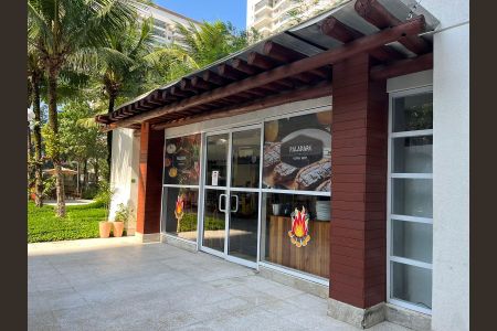 Apartamento para alugar com 78m², 2 quartos e 1 vaga Apartamento para alugar com 78m², 2 quartos e 1 vagaÁrea comum - Padaria