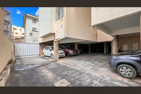 Apartamento à venda com 62m², 2 quartos e 1 vaga