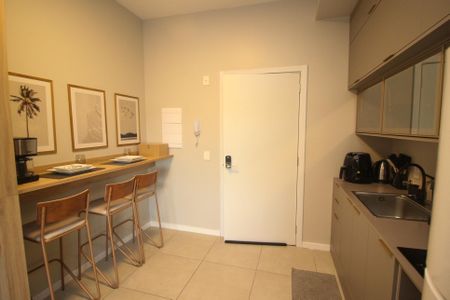 Apartamento à venda com 35m², 1 quarto e 1 vaga Apartamento à venda com 35m², 1 quarto e 1 vagaCozinha