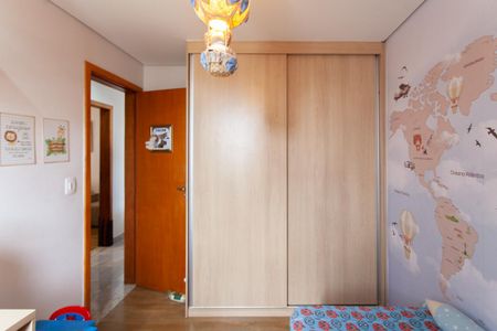 Apartamento à venda com 120m², 3 quartos e 3 vagas Apartamento à venda com 120m², 3 quartos e 3 vagasQuarto 1
