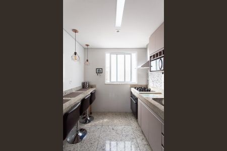 Apartamento à venda com 120m², 3 quartos e 3 vagas Apartamento à venda com 120m², 3 quartos e 3 vagasCozinha
