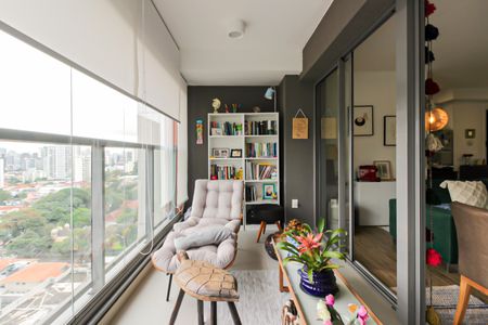 Apartamento para alugar com 69m², 2 quartos e 1 vaga Apartamento para alugar com 69m², 2 quartos e 1 vagaSala Varanda