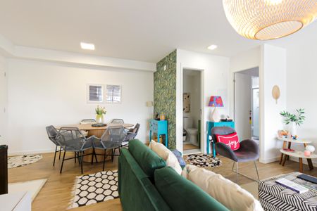 Apartamento para alugar com 69m², 2 quartos e 1 vaga Apartamento para alugar com 69m², 2 quartos e 1 vagaSala