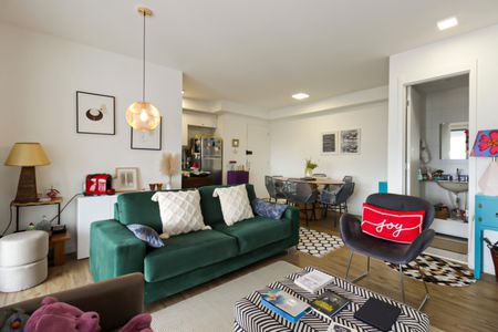 Apartamento para alugar com 69m², 2 quartos e 1 vaga Apartamento para alugar com 69m², 2 quartos e 1 vagaSala