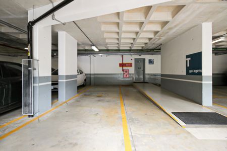 Apartamento para alugar com 69m², 2 quartos e 1 vaga Apartamento para alugar com 69m², 2 quartos e 1 vagaGaragem