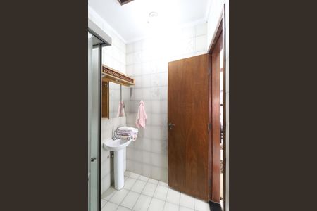 Casa à venda com 176m², 3 quartos e 3 vagas Casa à venda com 176m², 3 quartos e 3 vagasBanheiro