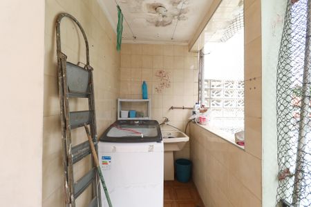 Casa à venda com 176m², 3 quartos e 3 vagas Casa à venda com 176m², 3 quartos e 3 vagasÁrea de serviço