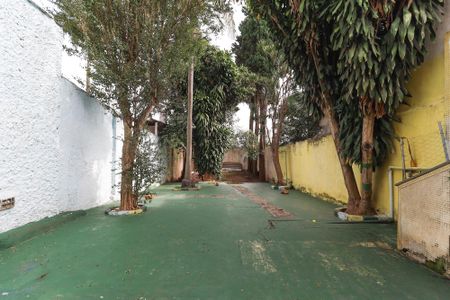 Casa à venda com 176m², 3 quartos e 3 vagas Casa à venda com 176m², 3 quartos e 3 vagasQuintal