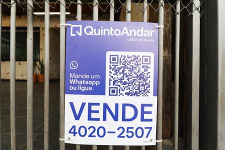 Casa à venda com 176m², 3 quartos e 3 vagas Casa à venda com 176m², 3 quartos e 3 vagasPlaca