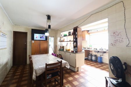 Casa à venda com 176m², 3 quartos e 3 vagas Casa à venda com 176m², 3 quartos e 3 vagasCozinha