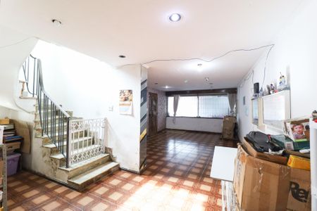 Casa à venda com 176m², 3 quartos e 3 vagas Casa à venda com 176m², 3 quartos e 3 vagasSala