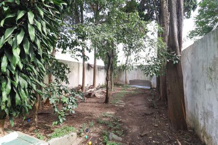 Casa à venda com 176m², 3 quartos e 3 vagas Casa à venda com 176m², 3 quartos e 3 vagasQuintal