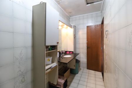 Casa à venda com 176m², 3 quartos e 3 vagas Casa à venda com 176m², 3 quartos e 3 vagasBanheiro da suíte