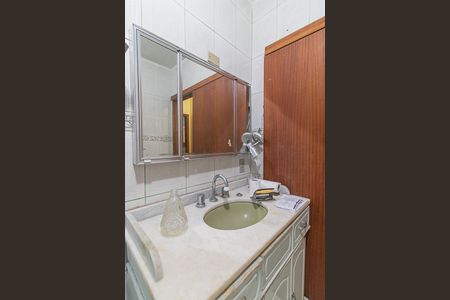 Apartamento à venda com 74m², 3 quartos e sem vagaBanheiro