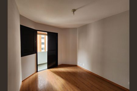Apartamento à venda com 127m², 3 quartos e 2 vagasQuarto 2